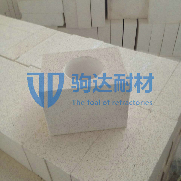 輕質(zhì)隔熱磚